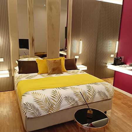 La Lepre Bovio Hotel Naples Luaran gambar