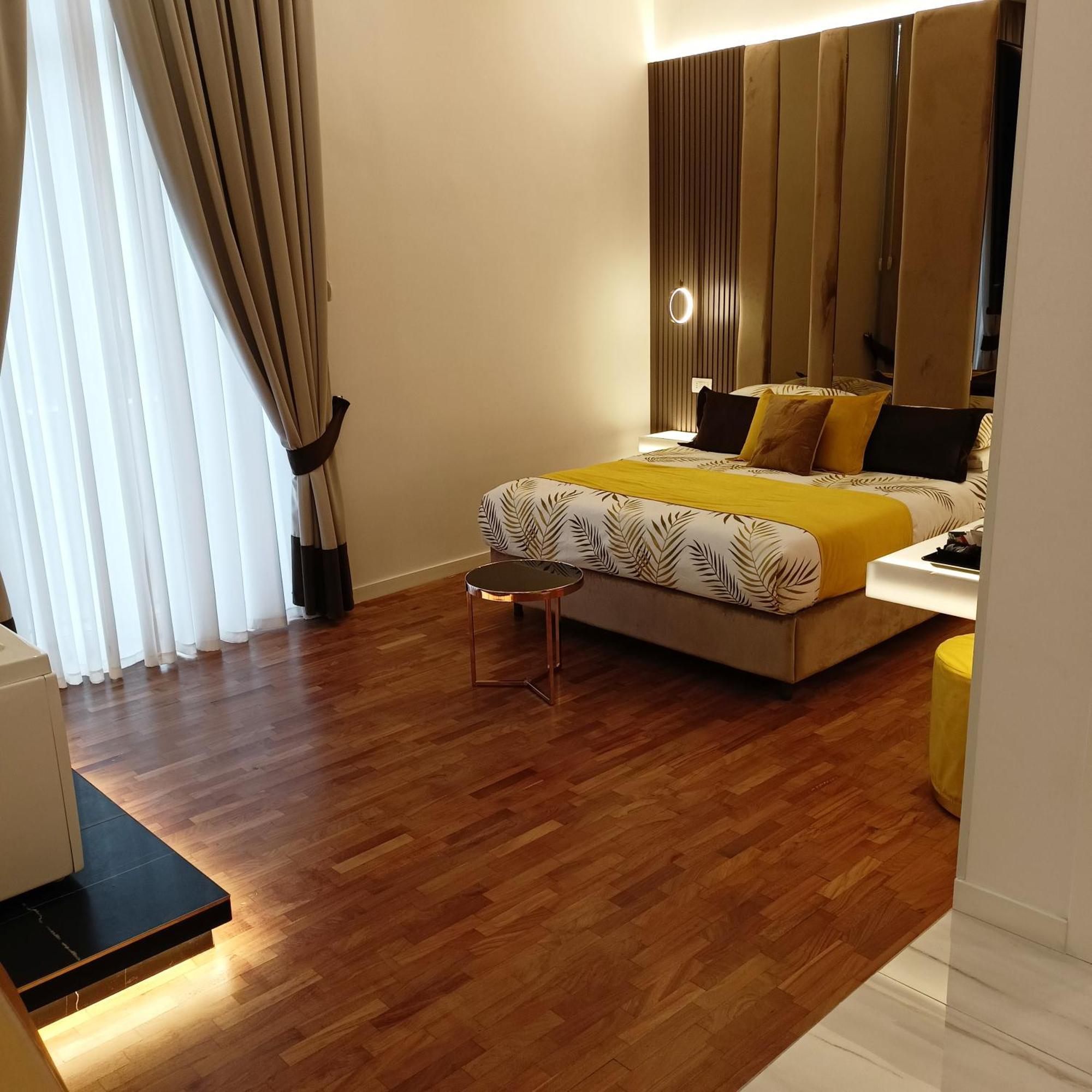 La Lepre Bovio Hotel Naples Luaran gambar