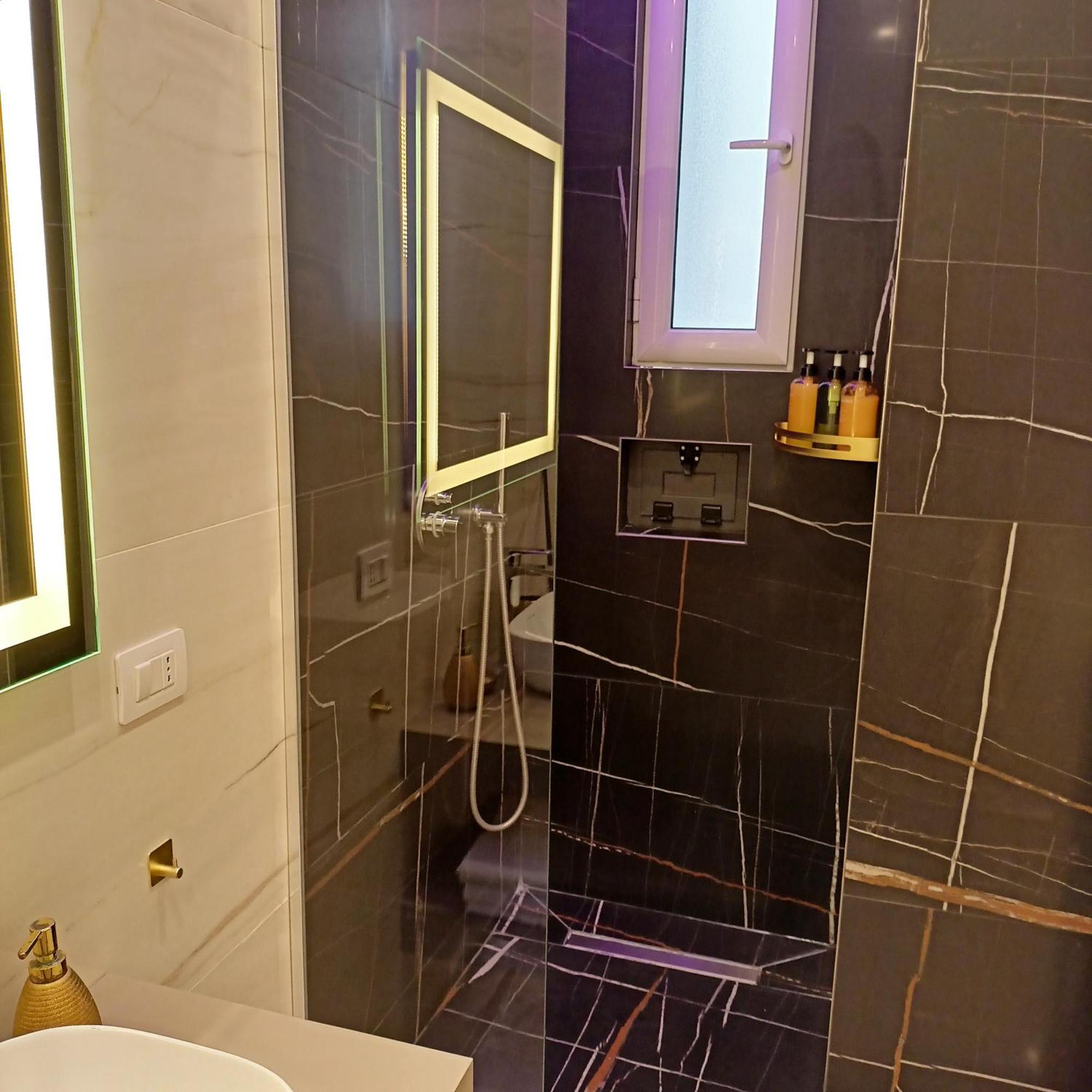 La Lepre Bovio Hotel Naples Luaran gambar