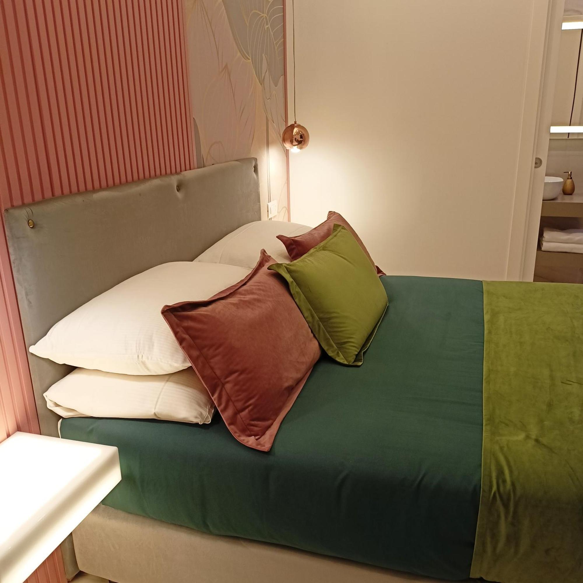 La Lepre Bovio Hotel Naples Luaran gambar