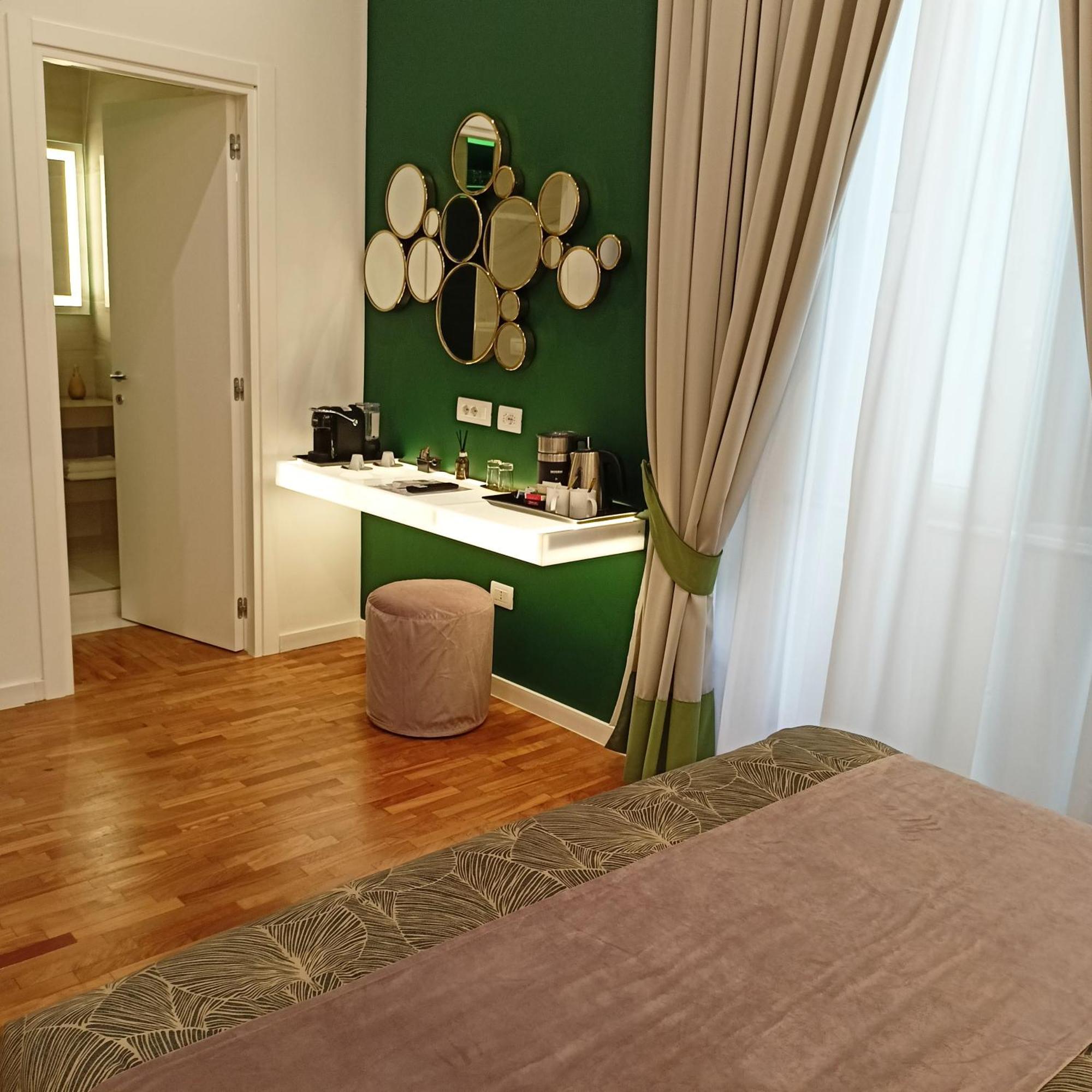 La Lepre Bovio Hotel Naples Luaran gambar