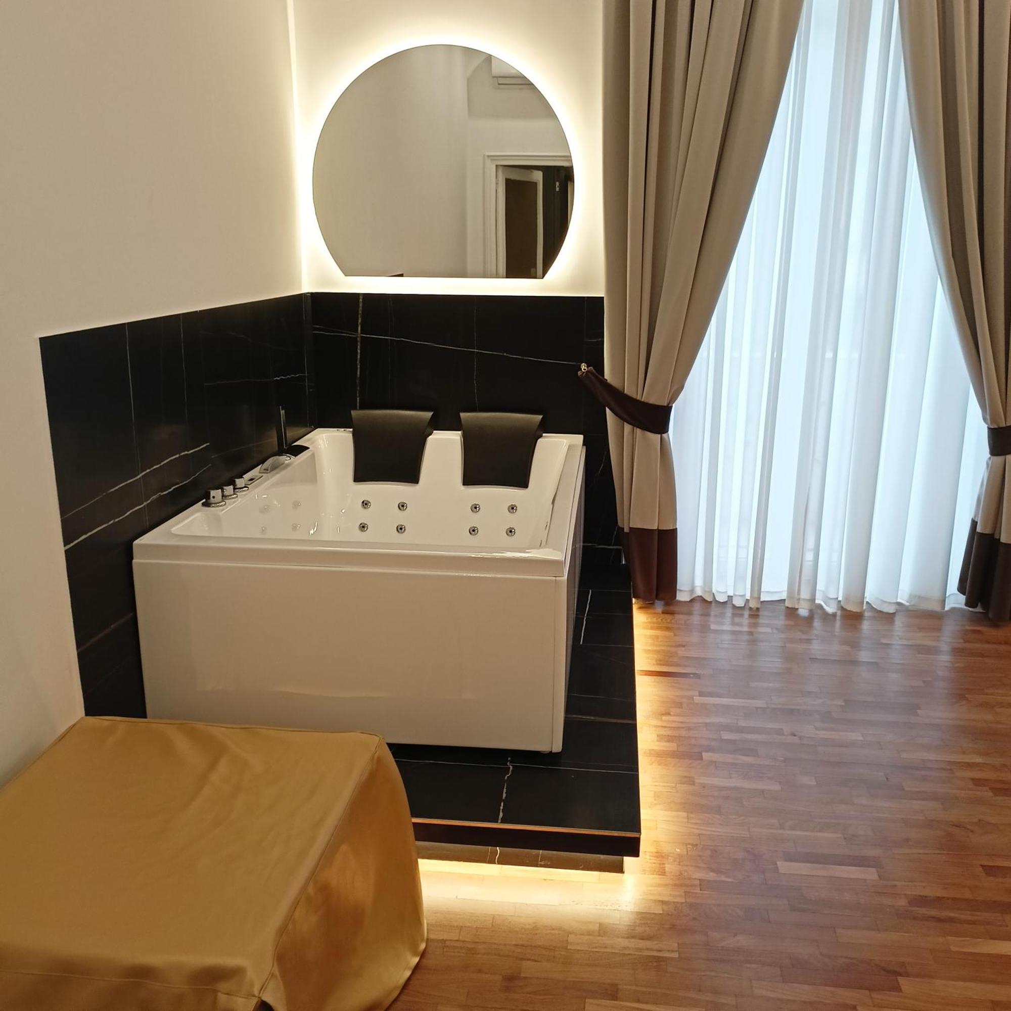 La Lepre Bovio Hotel Naples Luaran gambar