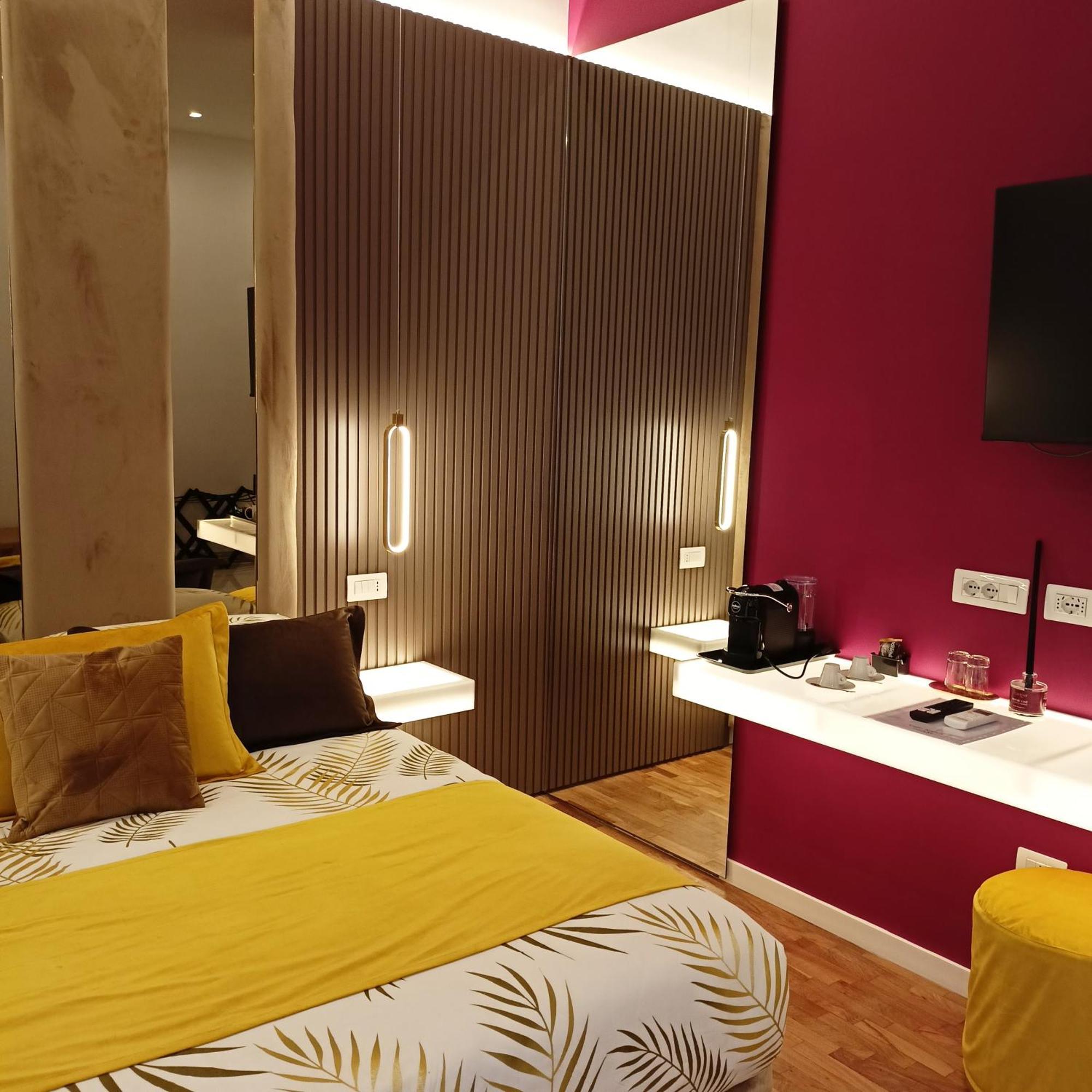 La Lepre Bovio Hotel Naples Luaran gambar