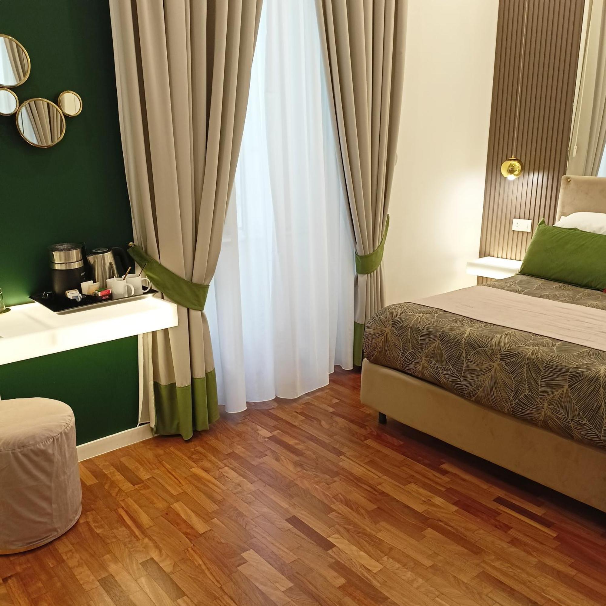 La Lepre Bovio Hotel Naples Luaran gambar