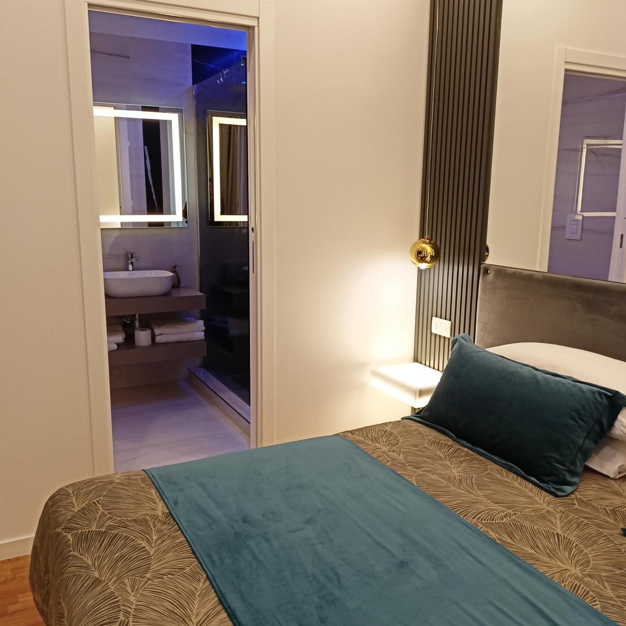 La Lepre Bovio Hotel Naples Luaran gambar