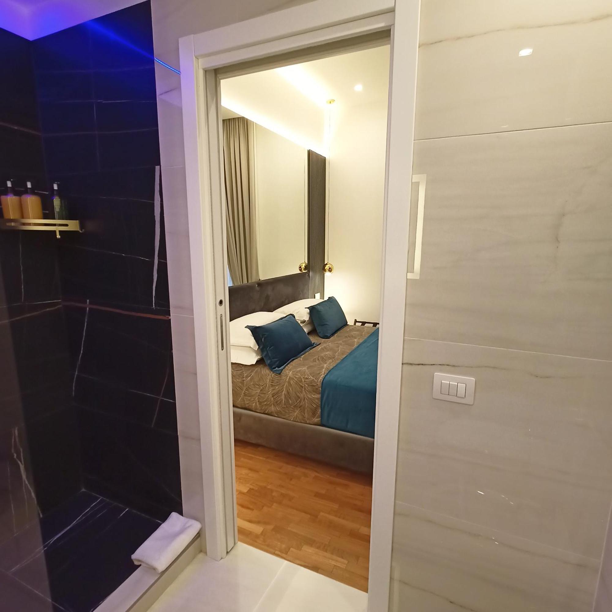 La Lepre Bovio Hotel Naples Luaran gambar