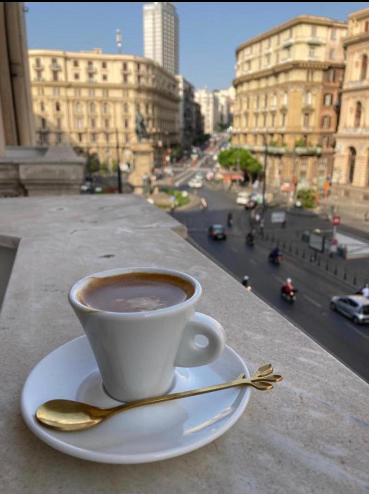 La Lepre Bovio Hotel Naples Luaran gambar