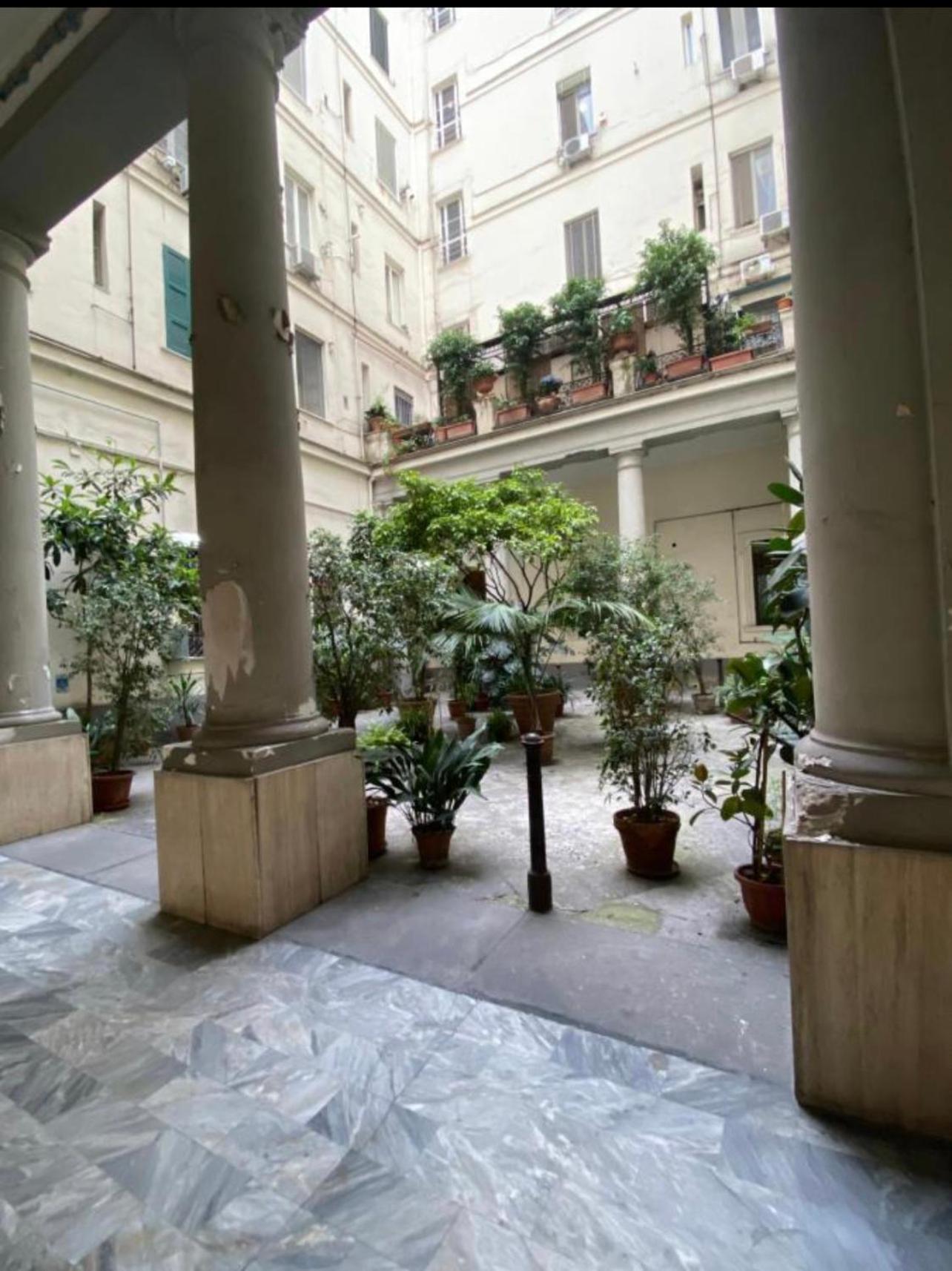 La Lepre Bovio Hotel Naples Luaran gambar